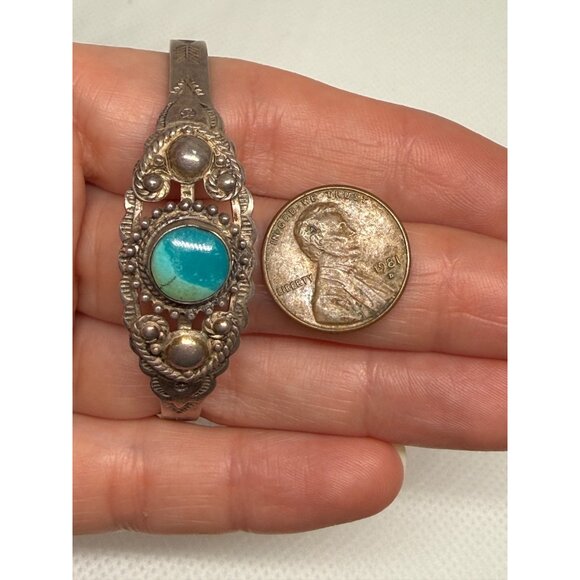 Vintage Small Royston Turquoise & Sterling Silver Handcrafted Cuff Bracelet - Picture 6 of 8